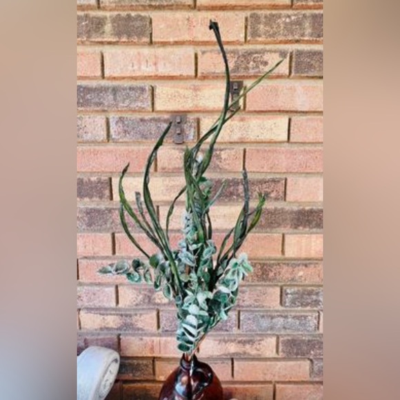 *Winter Sparkle Eucalyptus Spray - Picture 6 of 7